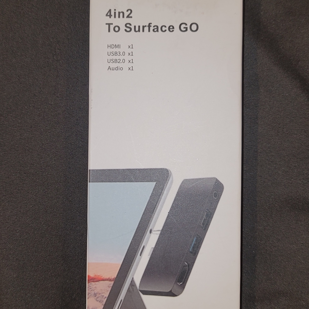 4-in-1 USB Hub for Surface GO - Black